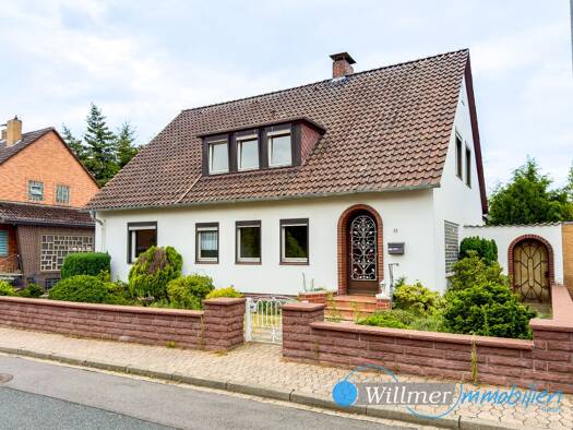 Einfamilienhaus zum Kauf 236.500 € 6 Zimmer 155,6 m² 870 m² Grundstück frei ab sofort Berliner Straße 13 Klein Ilsede Ilsede 31241