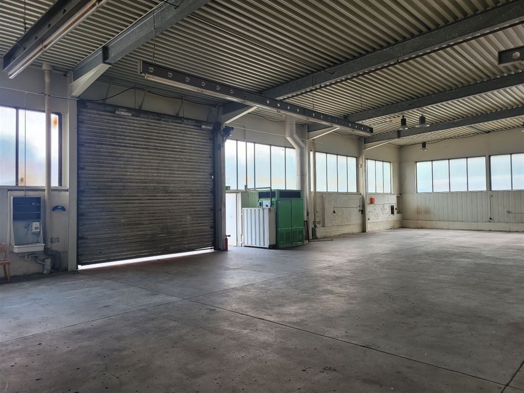 Lagerhalle zur Miete 4.500 € 670 m²<br/>Lagerfläche Batenbrock - Nord Bottrop 46238