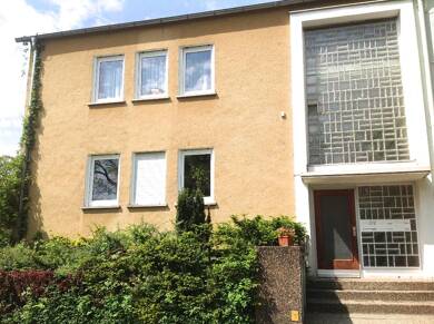 Mehrfamilienhaus zum Kauf als Kapitalanlage geeignet 375.000 € 12 Zimmer 251,5 m² 872 m² Grundstück Elsa-Brändström-Str. 25 Hochfeld - Steinberg Schweinfurt 97422