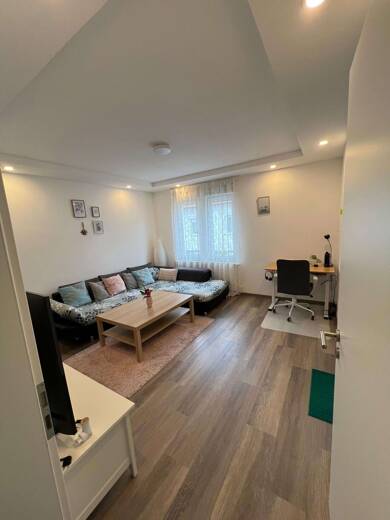 Wohnung zur Miete 800 € 2,5 Zimmer 63 m² frei ab sofort Herrmannstraße 5 Bahnhofsvorstadt Heilbronn 74072