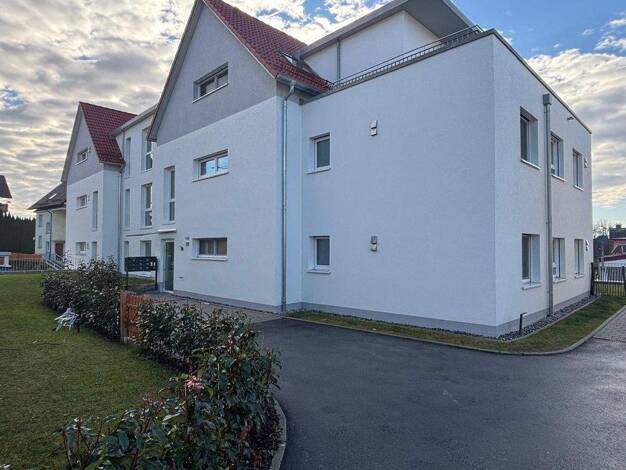 Wohnung zur Miete - Erstbezug 1.330 € 3,5 Zimmer 94,8 m² EG frei ab 01.04.2026 Kluftern Friedrichshafen 88048