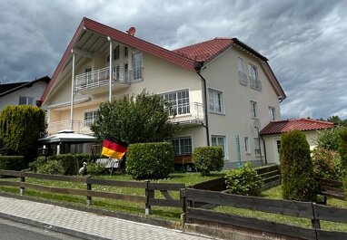 Mehrfamilienhaus zum Kauf provisionsfrei 560.000 € 400 m² 717 m² Grundstück frei ab sofort Waldstraße 47 Bonbaden Braunfels 35619