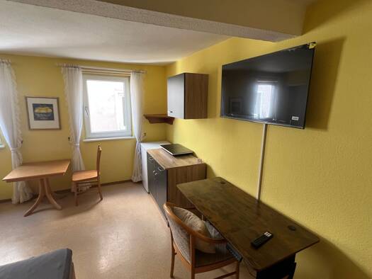 Wohnung zur Miete 300 € 1 Zimmer 30 m² Geschoss EG/3 frei ab 01.10.2026 Weikersheim Weikersheim 97990