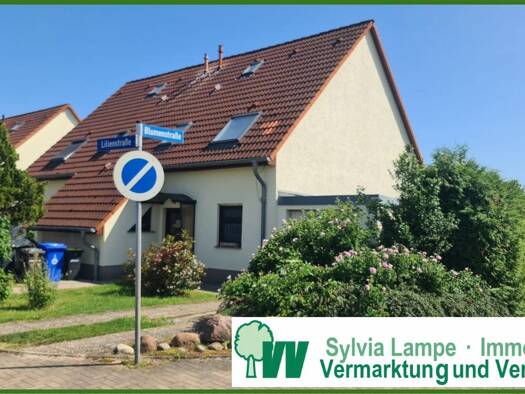 Doppelhaushälfte zur Miete 920 € 3 Zimmer 92 m² 235 m² Grundstück frei ab 01.09.2026 Biere 39221