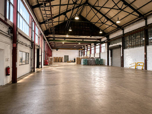 Produktionshalle zur Miete 3.500 € 1.370 m² Lagerfläche Arnsberg Arnsberg 59821