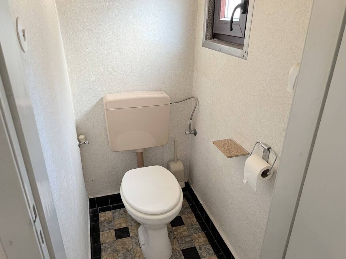 Property thumbnail 13