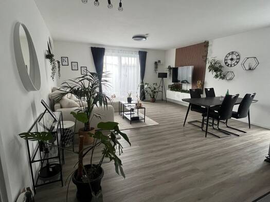 Terrassenwohnung zur Miete 690 € 2,5 Zimmer 88 m² EG frei ab 01.05.2026 Oberspiesheim Kolitzheim 97509