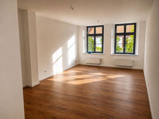 Wohnung zur Miete 1.070 € 3 Zimmer 97 m² Geschoss 1/2 frei ab sofort Grimma Grimma 04668