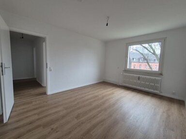 Wohnung zur Miete 375 € 3 Zimmer 50 m² 2. Geschoss Hüttenstraße 18 Hochheide Duisburg 47198