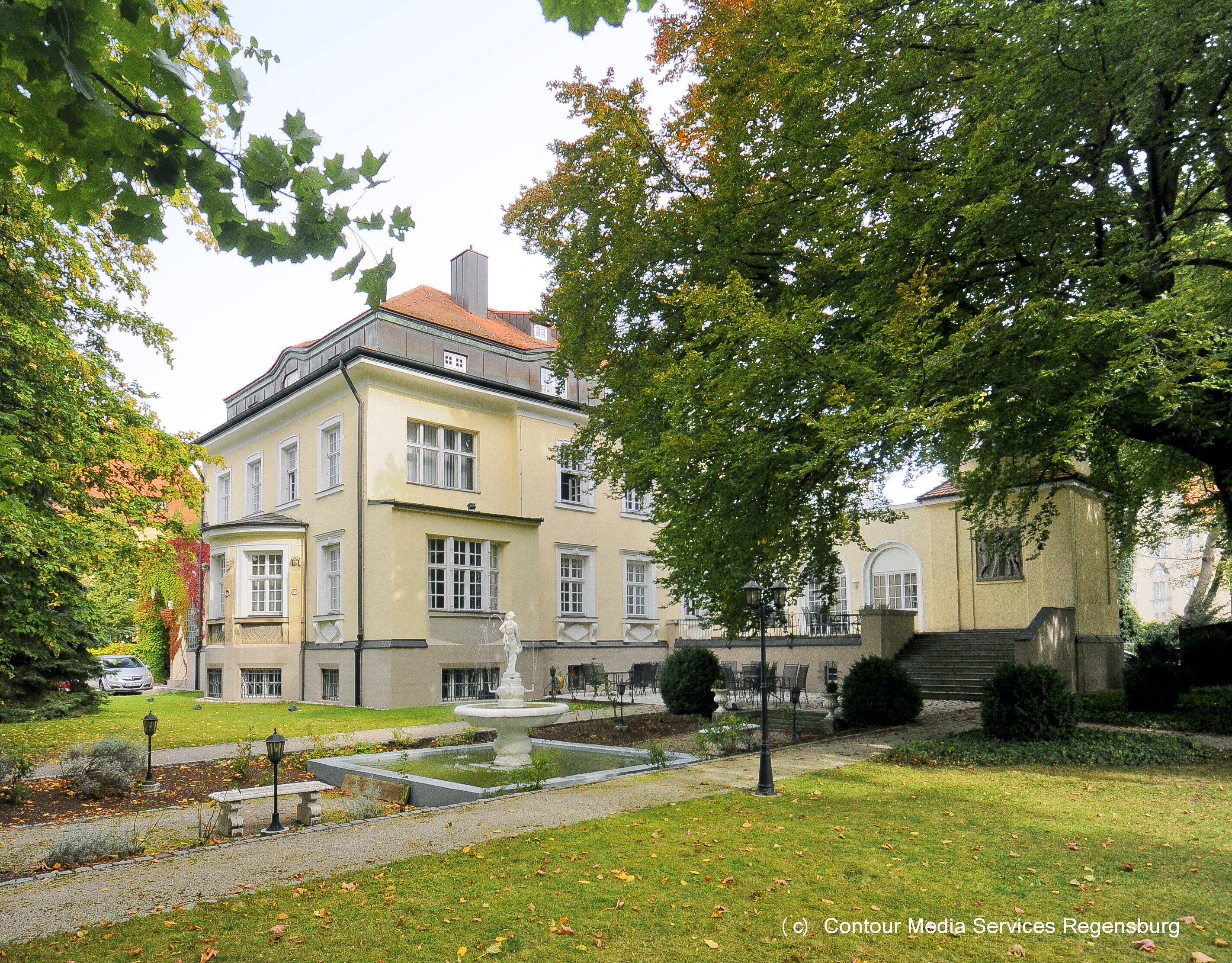 Bürofläche zur Miete 11.500 € 1.050 m²<br/>Bürofläche Hohes Kreuz - Osthafen - Irl Regensburg 93047