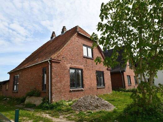 Einfamilienhaus zum Kauf 129.000 € 5 Zimmer 116 m² 513 m² Grundstück Bornhöved 24619