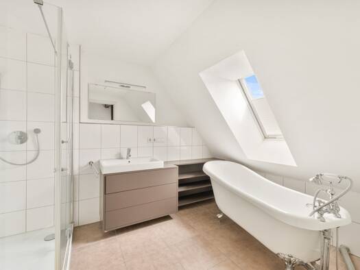 Haus zum Kauf provisionsfrei 7 Zimmer 217 m² 278 m² Grundstück Kirchentellinsfurt 72138