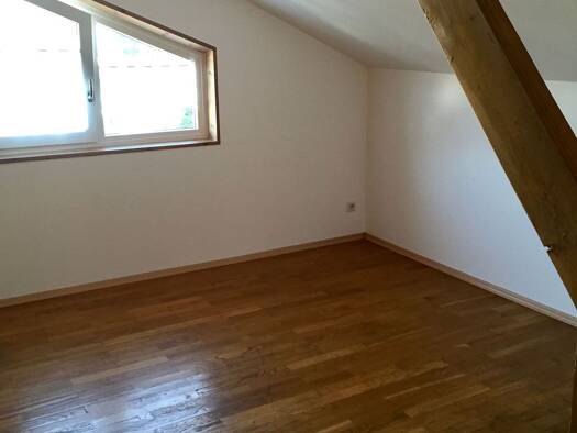 Wohnung zur Miete 450 € 1,5 Zimmer 43 m² Geschoss 1/1 frei ab 01.10.2026 Metten Metten 94526