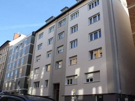 Wohnung zur Miete 840 € 2 Zimmer 53 m² 1. Geschoss frei ab 01.04.2026 Landhausstr. 8 Mitte Stuttgart 70182