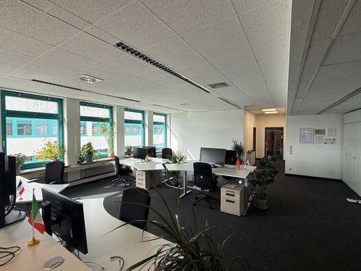 Bürogebäude zur Miete 8,20 € 148 m² Bürofläche Alois-Senefelder-Allee 1 Innenstadt Augsburg 86153