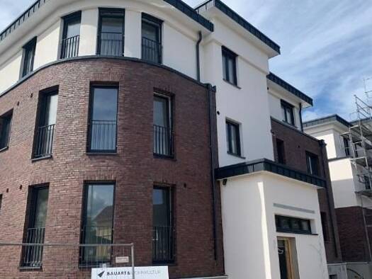 Bürofläche zur Miete provisionsfrei 875 € 2 Zimmer 58 m² Bürofläche Roonstraße 1-3a Elmshorn 25335