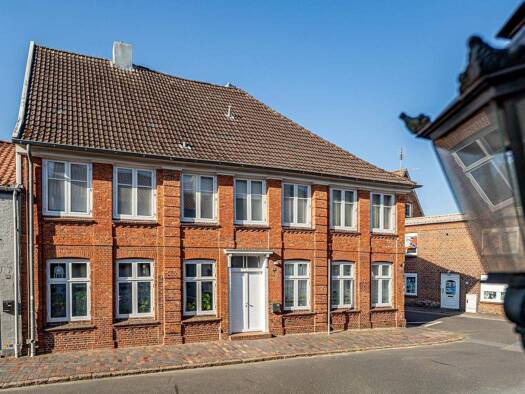 Mehrfamilienhaus zum Kauf 325.000 € 6 Zimmer 182 m² 386 m² Grundstück Glückstadt 25348