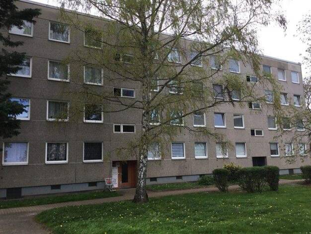 Wohnung zur Miete 748 € 4 Zimmer 87 m² 3. Geschoss frei ab 01.03.2026 Görlitzer Straße 77 Waldau Kassel 34123