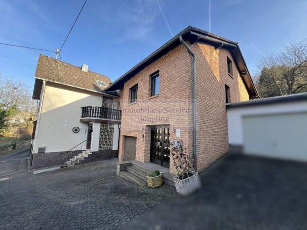 Einfamilienhaus zum Kauf 329.000 € 8 Zimmer 186 m² 580 m² Grundstück Hönningen 53506
