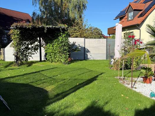 Mehrfamilienhaus zum Kauf als Kapitalanlage geeignet 599.000 € 7 Zimmer 181,6 m² 460 m² Grundstück Engelsdorf Leipzig 04319