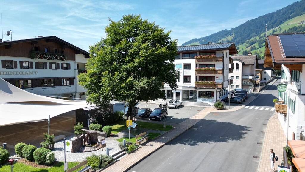 Verkaufsfläche zur Miete 1 Zimmer 180 m² Verkaufsfläche teilbar ab 90 m² Brixen im Thale 6364