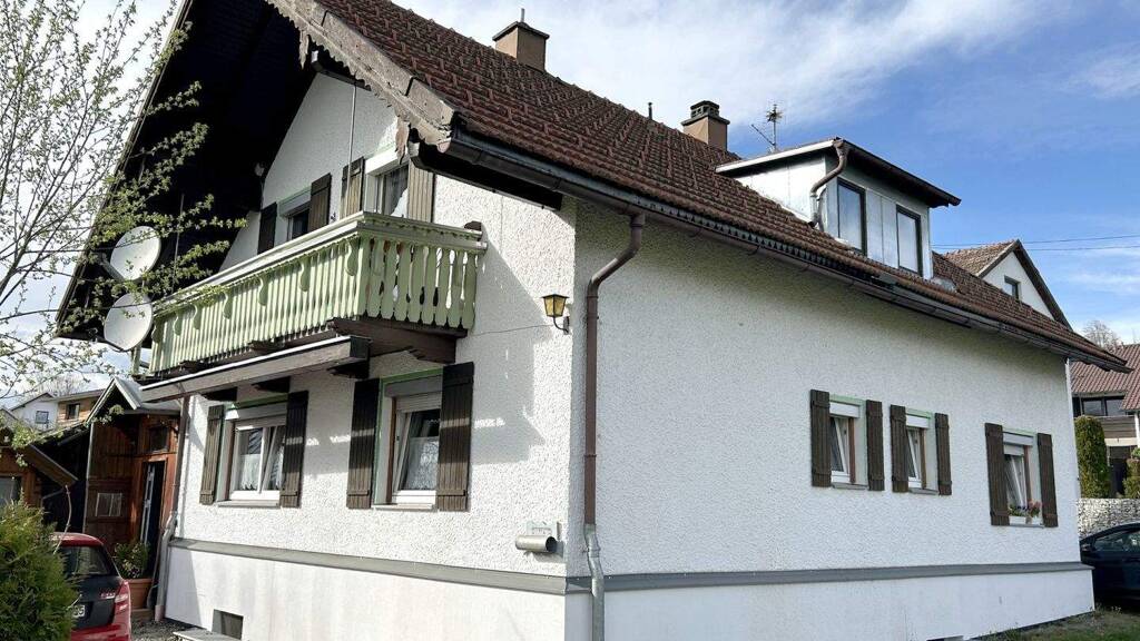 Mehrfamilienhaus zum Kauf 209.000 € 6 Zimmer 147 m² 680 m² Grundstück Grafenau 94481