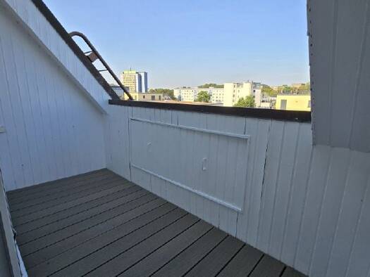 Wohnung zur Miete 350 € 2 Zimmer 47 m² Innere Klosterstraße 13 Zentrum Zentrum 09111
