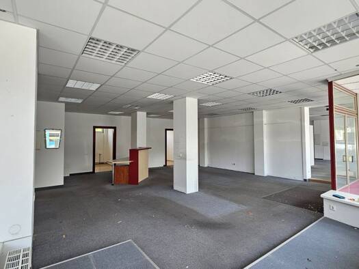 Ladenfläche zum Kauf 159.000 € 3 Zimmer 94,8 m² Verkaufsfläche Spittal an der Drau 9800