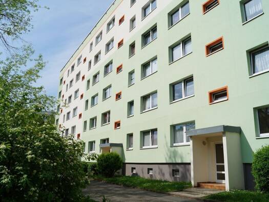 Wohnung zur Miete 340 € 3 Zimmer 56 m² 1. Geschoss frei ab sofort Julius-Fucik-Straße 17 Pößneck,Stadt Pößneck 07381