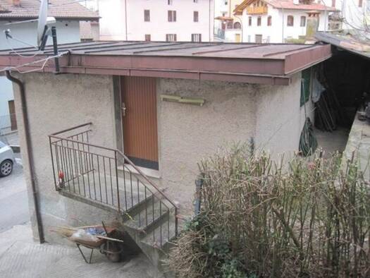 Einfamilienhaus zum Kauf 60.000 € 4 Zimmer 135 m² 250 m² Grundstück Stenico 38070