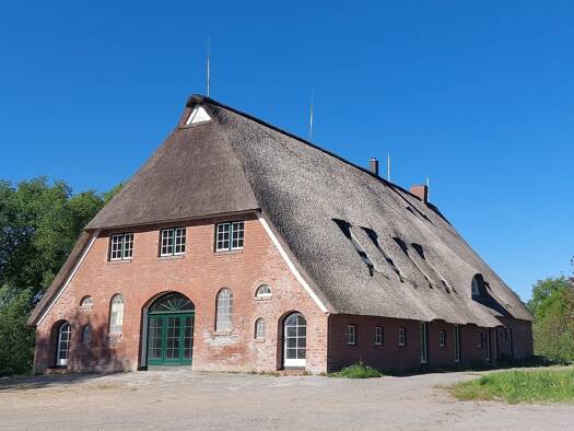 Mehrfamilienhaus zum Kauf 1.585.000 € 12 Zimmer 655 m² 15.087 m² Grundstück frei ab sofort Neulandermoor Wischhafen 21737