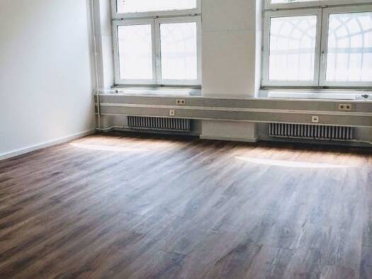 Büro zur Miete provisionsfrei 560 € 1 Zimmer 40 m² Bürofläche Schniegling Nürnberg 90427