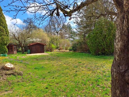 Haus zum Kauf 276.000 € 435 m² Grundstück Alte Penzendorfer Straße 60 Schwabach 91126