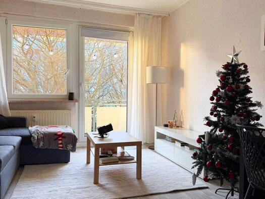 Wohnung zur Miete 250 € 2 Zimmer 49,2 m² 1. Geschoss frei ab 01.03.2026 Weißandt-Gölzau 06369