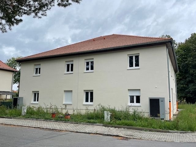 Medizinisches Gebäude zum Kauf als Kapitalanlage geeignet 398.000 € 8 Zimmer 342 m²<br/>Fläche ab 170 m²<br/>Teilbarkeit Nordstrasse  Ecke Schulstrasse Lauta Lauta 02991