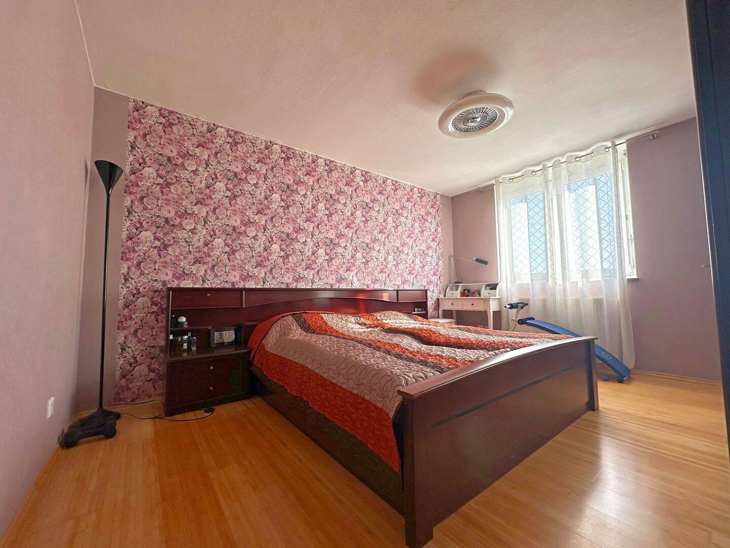 Property thumbnail 13