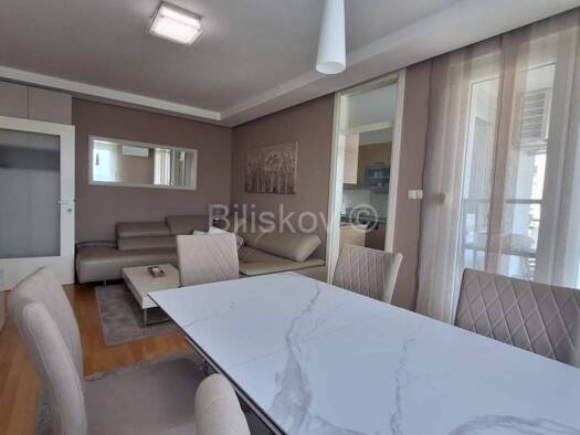 Wohnung zur Miete 1.000 € 3 Zimmer 47 m² 6. Geschoss Zagreb