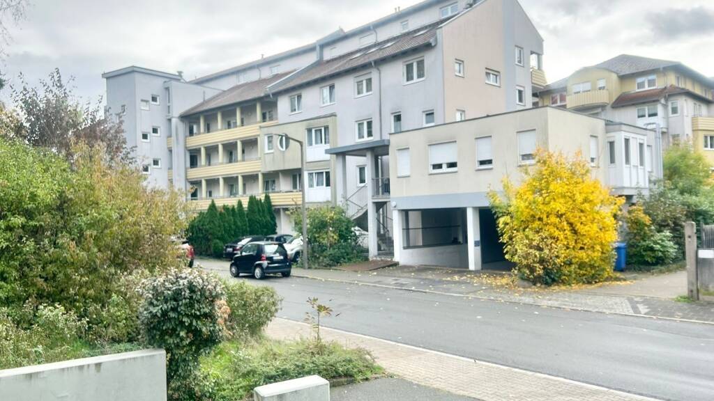 Studio zur Miete 465 € 1 Zimmer 28 m² EG frei ab sofort Erlanger Str. 21 Nordstadt Fürth 90765