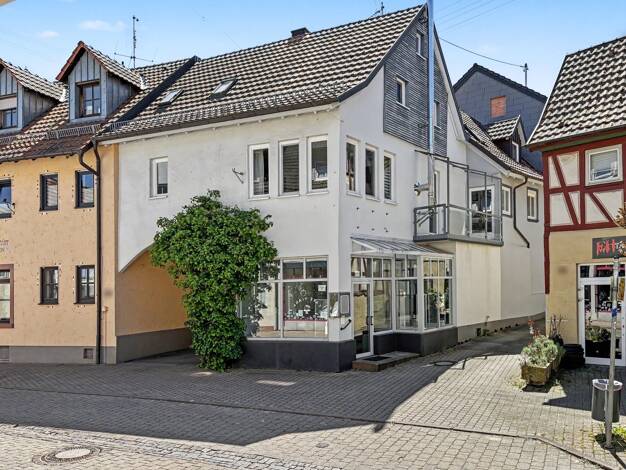 Stadthaus zum Kauf 249.000 € 6 Zimmer 245 m² 230 m² Grundstück frei ab sofort Külsheim Külsheim 97900