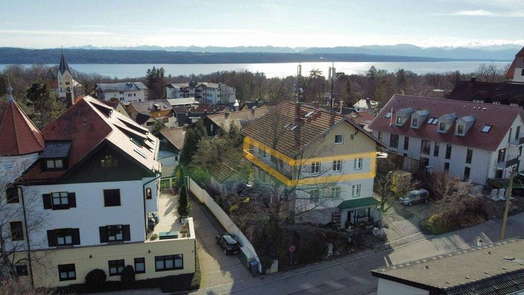 Wohnung zur Miete 1.400 € 4,5 Zimmer 104 m² 1. Geschoss frei ab 01.04.2026 Bahnhofsrasse Feldafing 82340