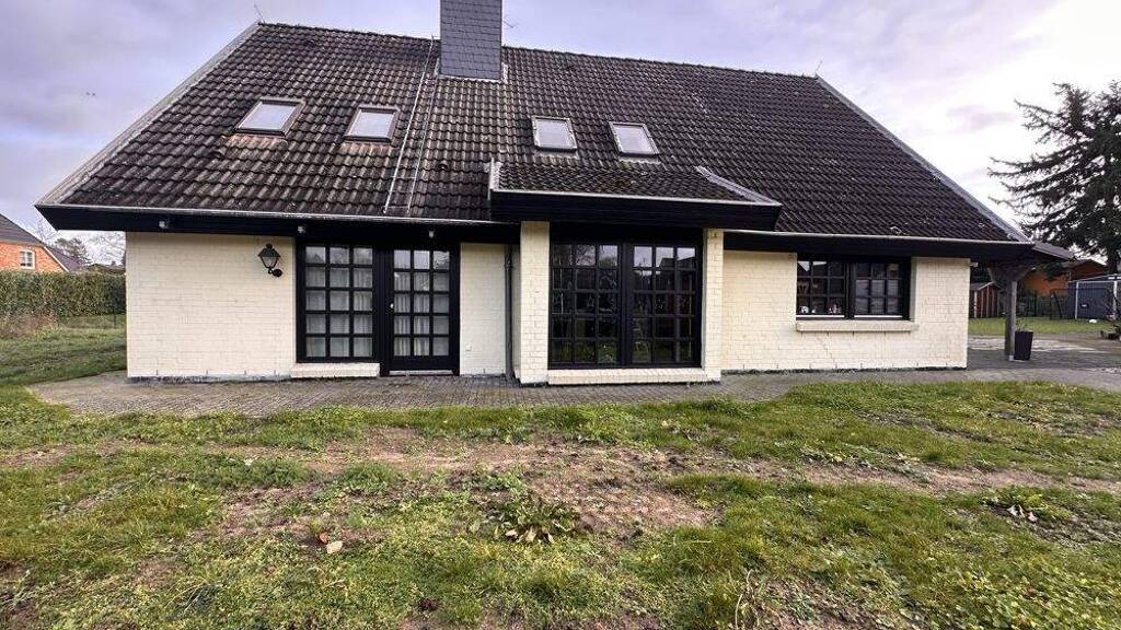 Einfamilienhaus zum Kauf 429.000 € 4 Zimmer 180 m² 1.152 m² Grundstück Ahrensbök 23623
