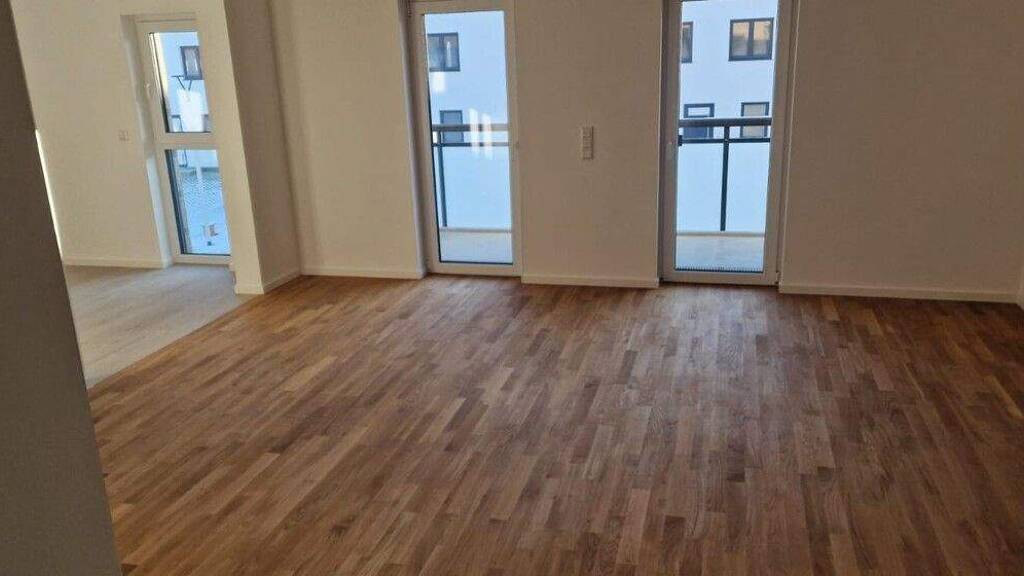 Wohnung zur Miete 1.100 € 3 Zimmer 88,8 m² frei ab 01.03.2026 Waren 17192