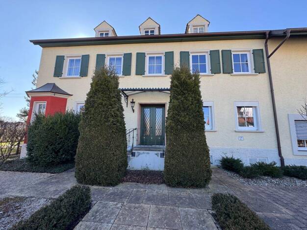 Haus zum Kauf 1.475.000 € 13 Zimmer 458 m² 3.440 m² Grundstück Aulendorferstraße 10 Ebersbach Ebersbach-Musbach 88371