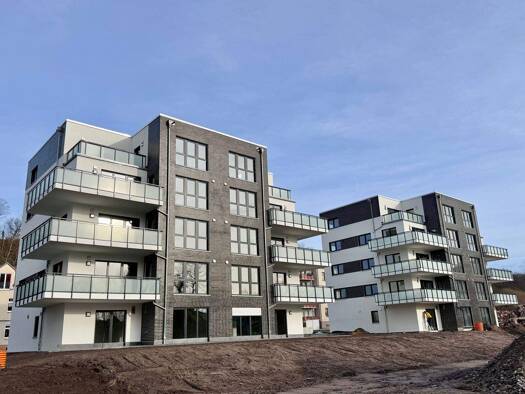 Wohnung zur Miete - Erstbezug 988 € 2,5 Zimmer 79 m² EG frei ab sofort Bergstraße Spremberg 03130