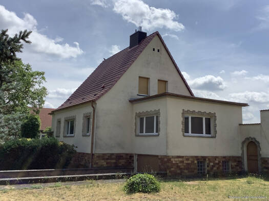Einfamilienhaus zum Kauf 118.500 € 5 Zimmer 130 m² 1.100 m² Grundstück Straße der Jugend 5 Tangerhütte 39517