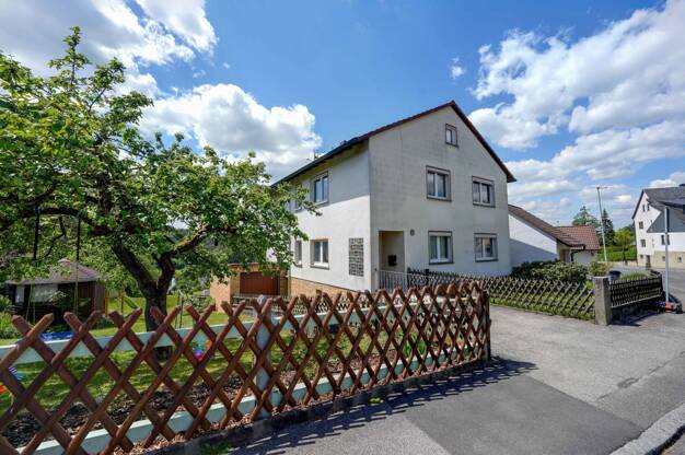 Einfamilienhaus zum Kauf 159.990 € 7 Zimmer 194 m² 432 m² Grundstück Rothenhof Rödental 96472