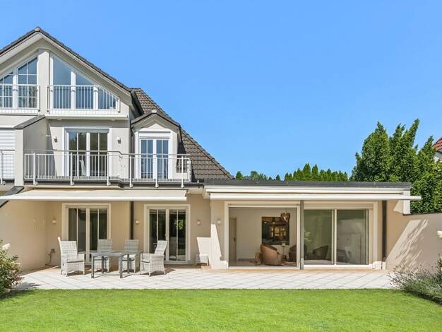 Doppelhaushälfte zur Miete 5.200 € 5 Zimmer 200 m² 400 m² Grundstück frei ab sofort Grünwald Grünwald 82031