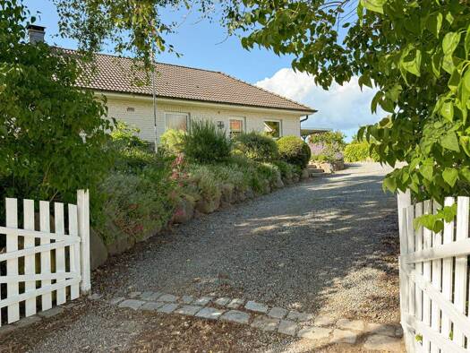 Einfamilienhaus zum Kauf 430.000 € 4 Zimmer 103 m² 1.003 m² Grundstück Dransau Giekau 24321