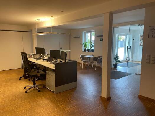 Büro zur Miete provisionsfrei 2.030 € 4 Zimmer 203 m² Bürofläche Heroldsberg 90562