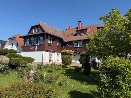 Villa zum Kauf 320.000 € 10 Zimmer 190 m² 3.200 m² Grundstück frei ab sofort Kurort Hartha Tharandt 01737